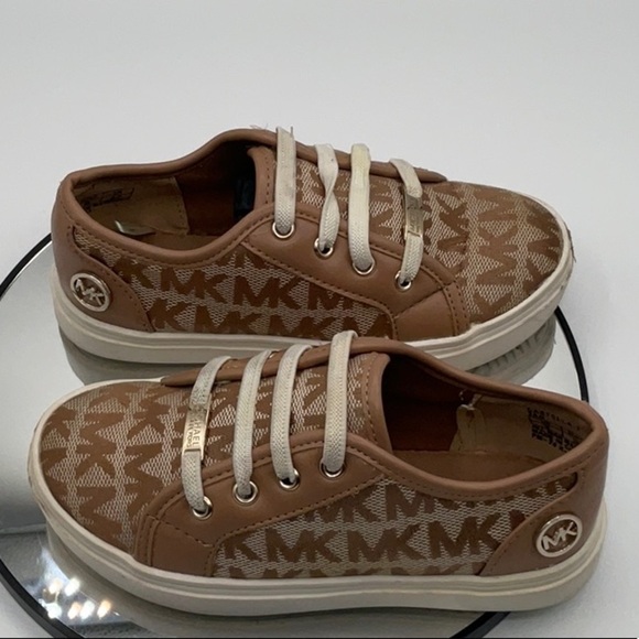 Michael Kors Tan and Cream Sneakers Low-Top Casual - Picture 2 of 8